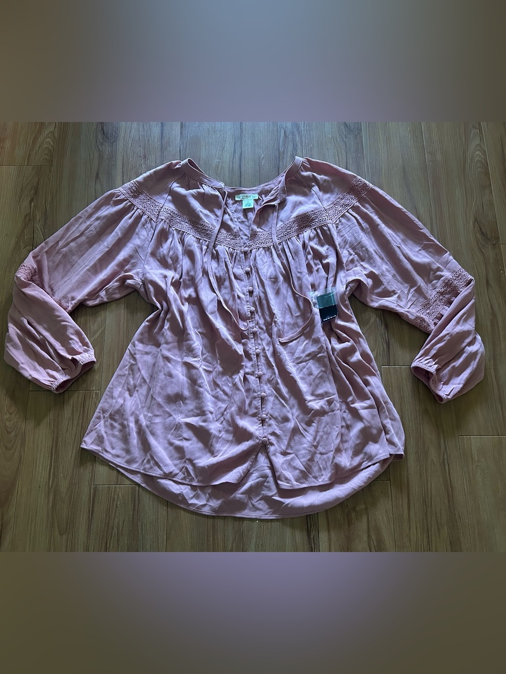 New Torrid Festi Dusty Rose Crochet Trim Peasant Blouse 2